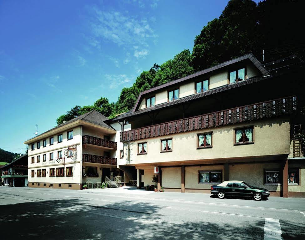 Gasthof-Hotel Rebstock Winden im Elztal Exterior photo